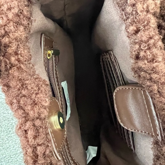 Elegant Brown Shearling Trim Mini Bag - Picture 5 of 5